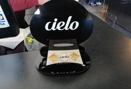 porta biglietti da visita in plexiglass personalizzati con logo 