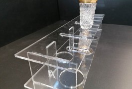 portabicchieri in plexiglass per nautica