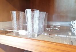 portabicchieri in plexiglass per nautica